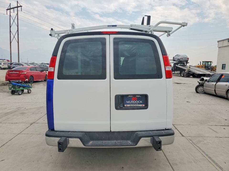 2024 GMC SAVANA G2500 6