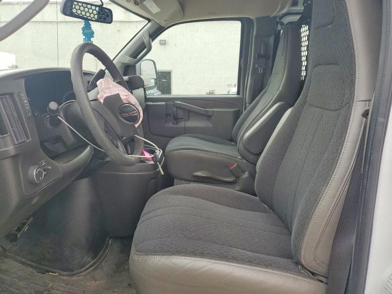 2024 GMC SAVANA G2500 7