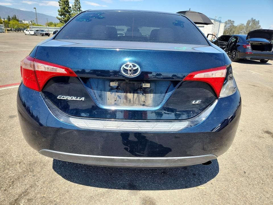 2017 TOYOTA COROLLA LE 6