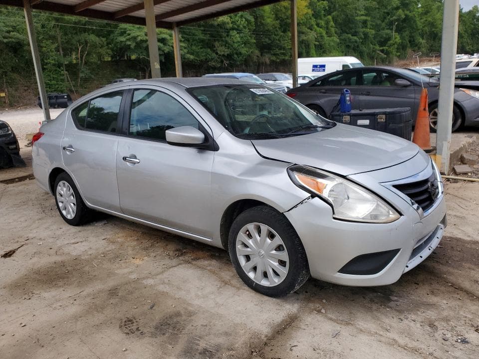 2019 NISSAN VERSA SV 4