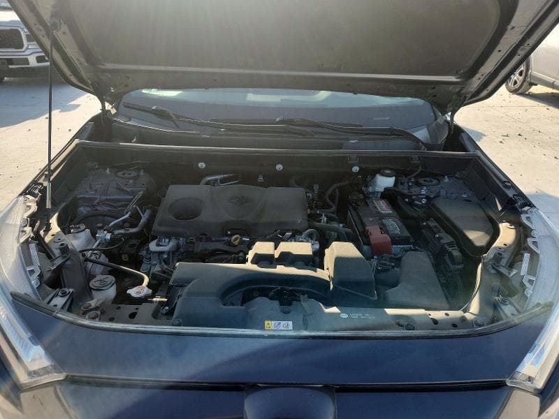 2022 TOYOTA RAV4 XLE PREMIUM 12