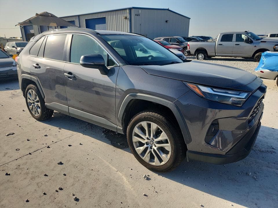 2022 TOYOTA RAV4 XLE PREMIUM 4