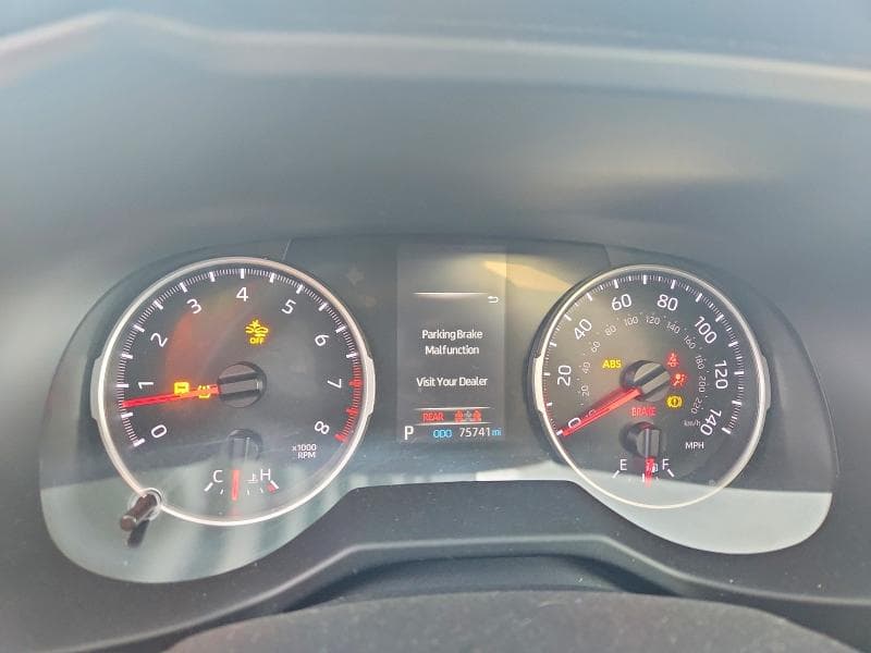 2022 TOYOTA RAV4 XLE PREMIUM 9