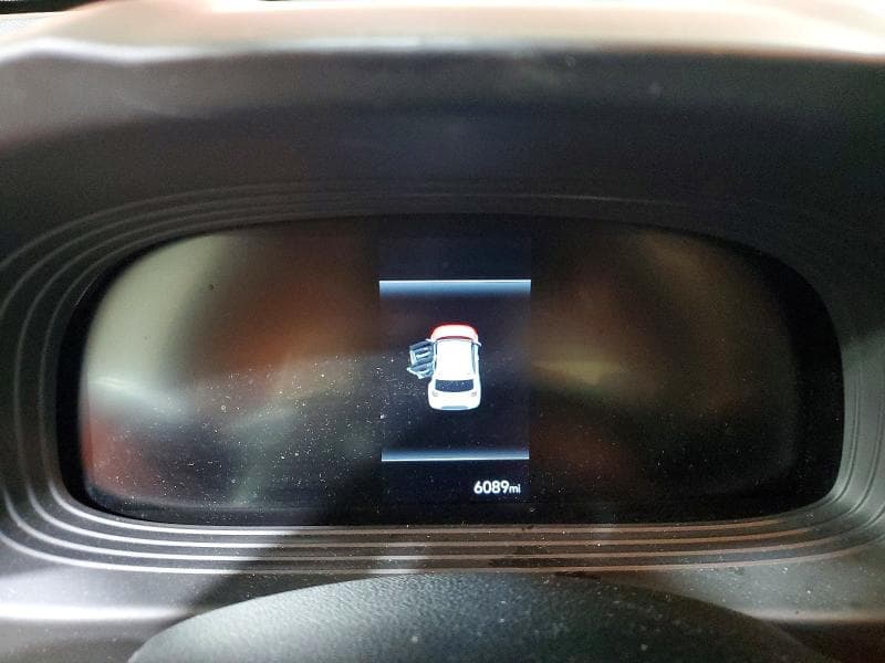 2025 HYUNDAI VENUE SE 9