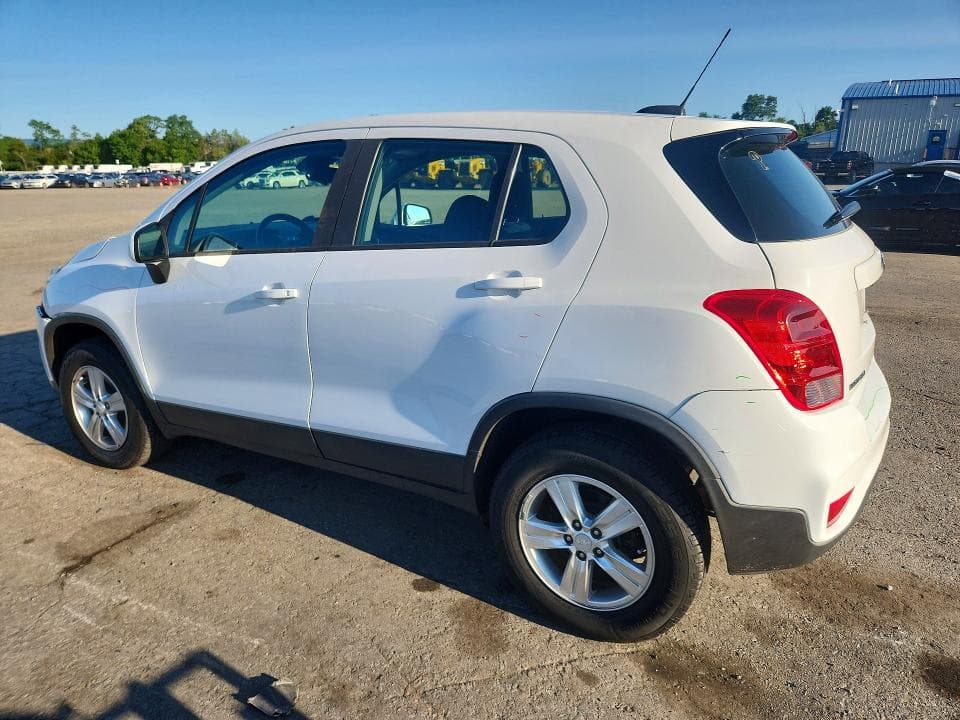 2017 CHEVROLET TRAX LS 2