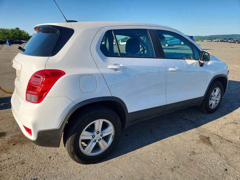 2017 CHEVROLET TRAX LS 3