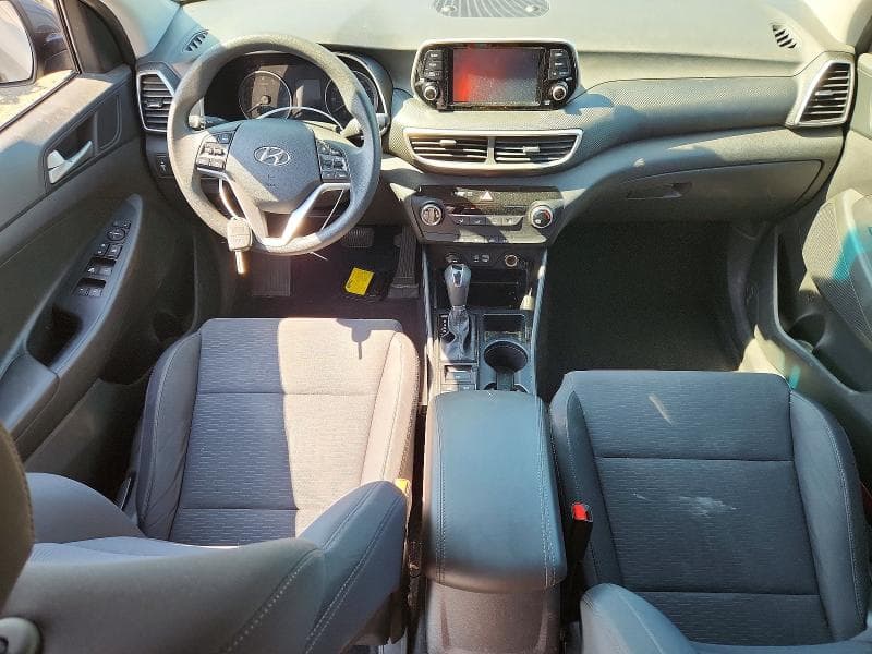 2020 HYUNDAI TUCSON SE 8