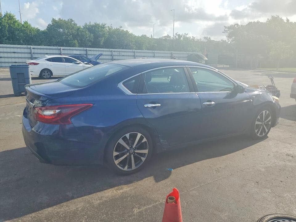 2017 NISSAN ALTIMA 2.5 SR 3