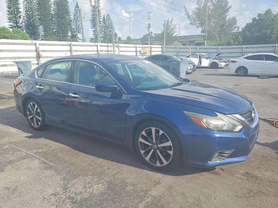 2017 NISSAN ALTIMA 2.5 SR 4