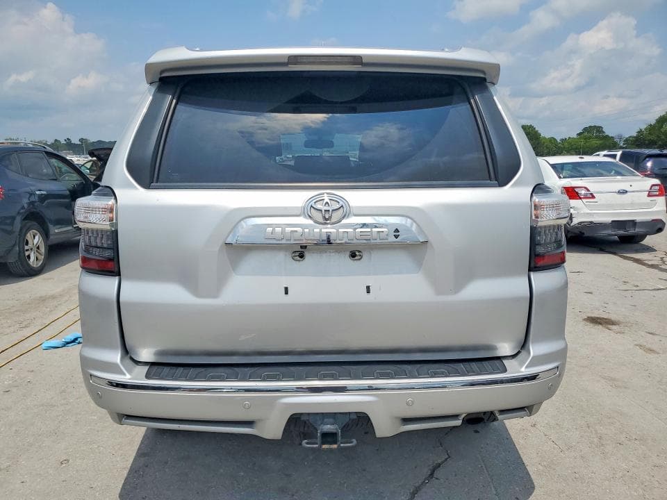 2018 TOYOTA 4RUNNER LIMITED 6