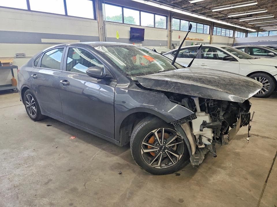 2024 KIA FORTE LXS 4