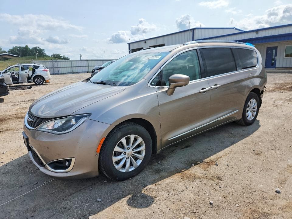 2018 CHRYSLER PACIFICA TOURING L - 1