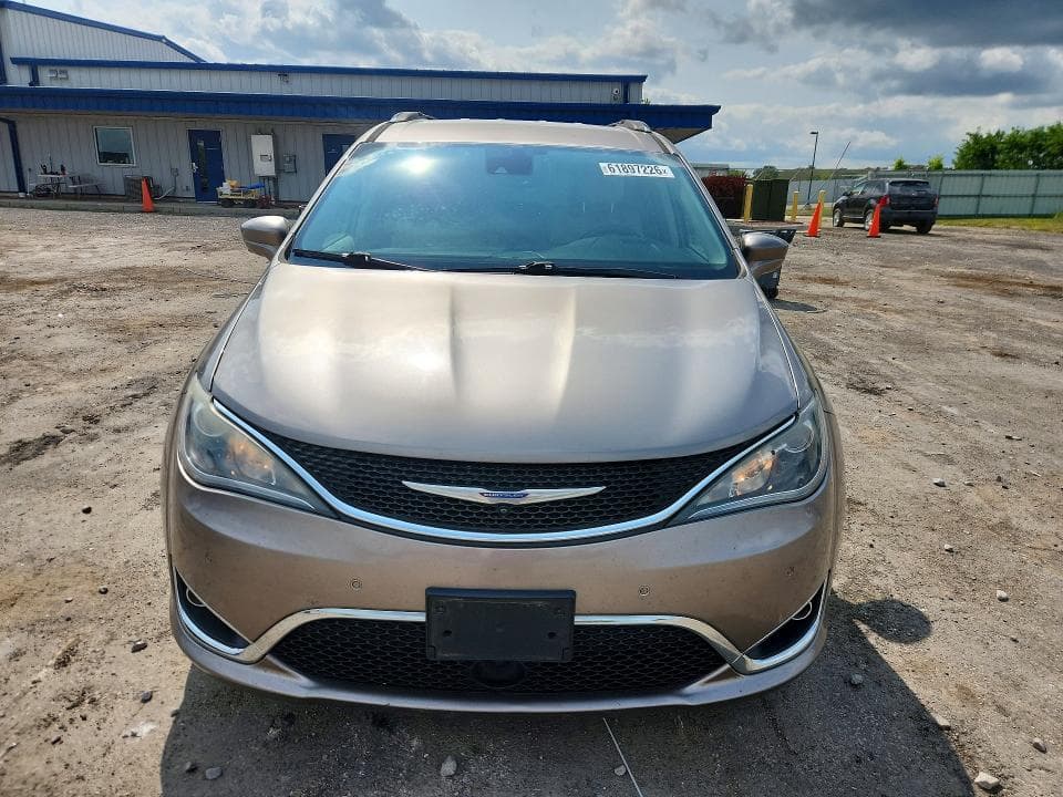 2018 CHRYSLER PACIFICA TOURING L 5
