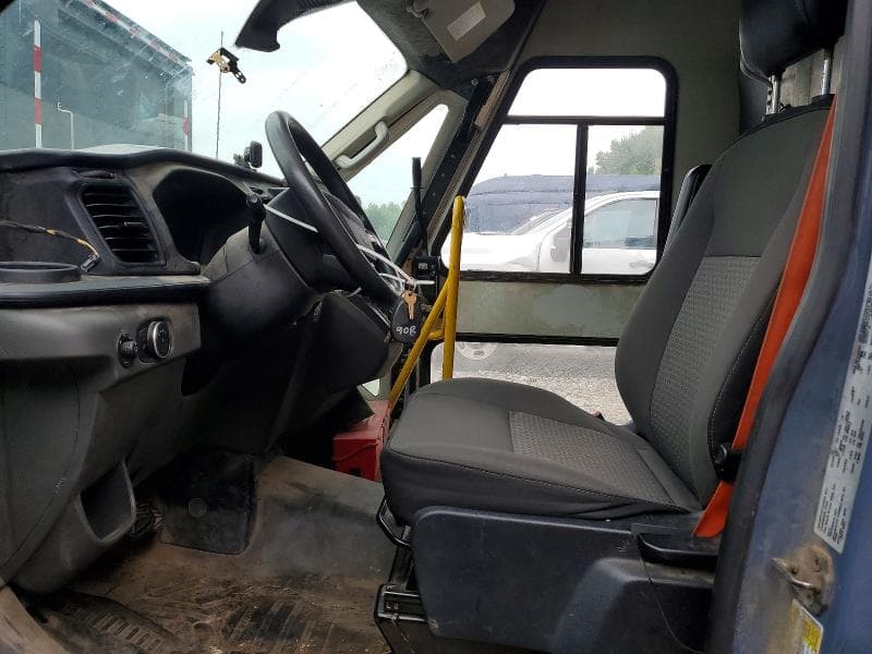 2021 FORD TRANSIT DELIVERY TRUCK 7