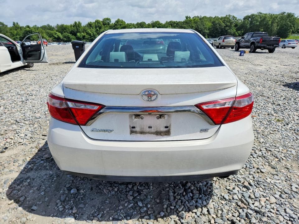 2017 TOYOTA CAMRY SE SE 6