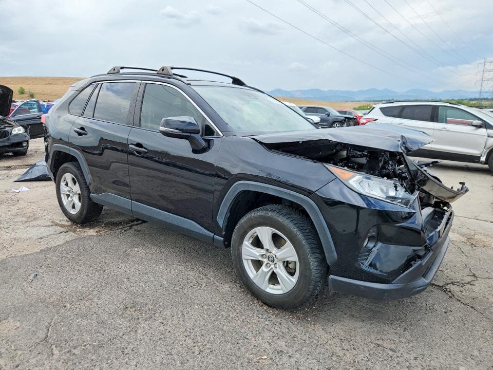 2019 TOYOTA RAV4 XLE 4