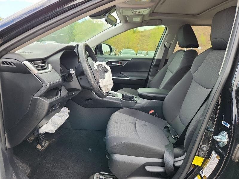 2019 TOYOTA RAV4 XLE 7