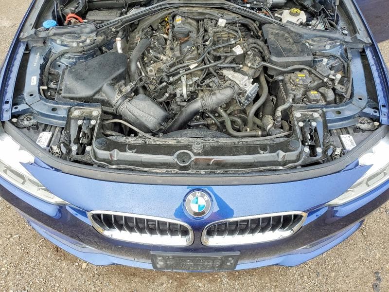 2018 BMW 330 XI 12
