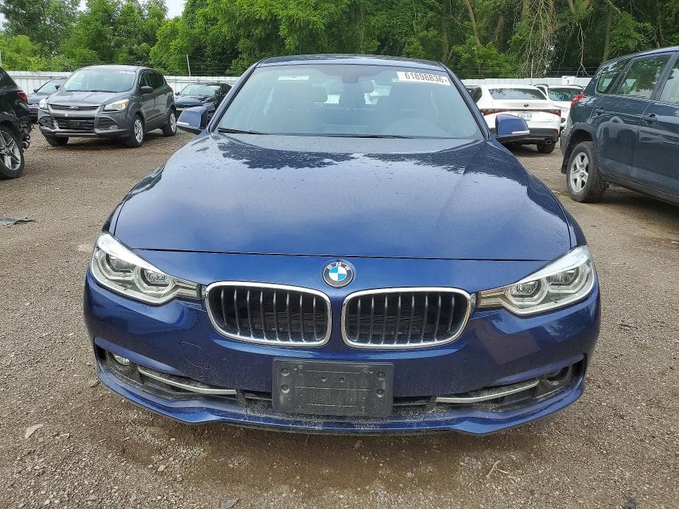 2018 BMW 330 XI 5