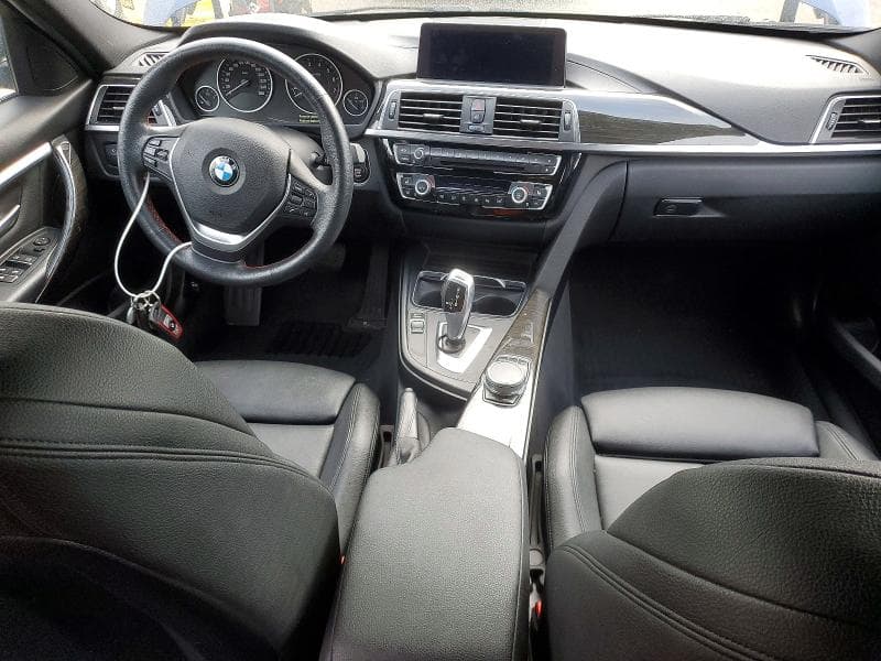 2018 BMW 330 XI 9