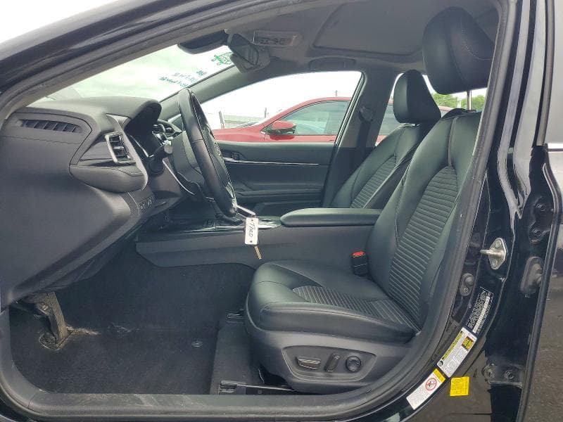 2019 TOYOTA CAMRY SE SE 7