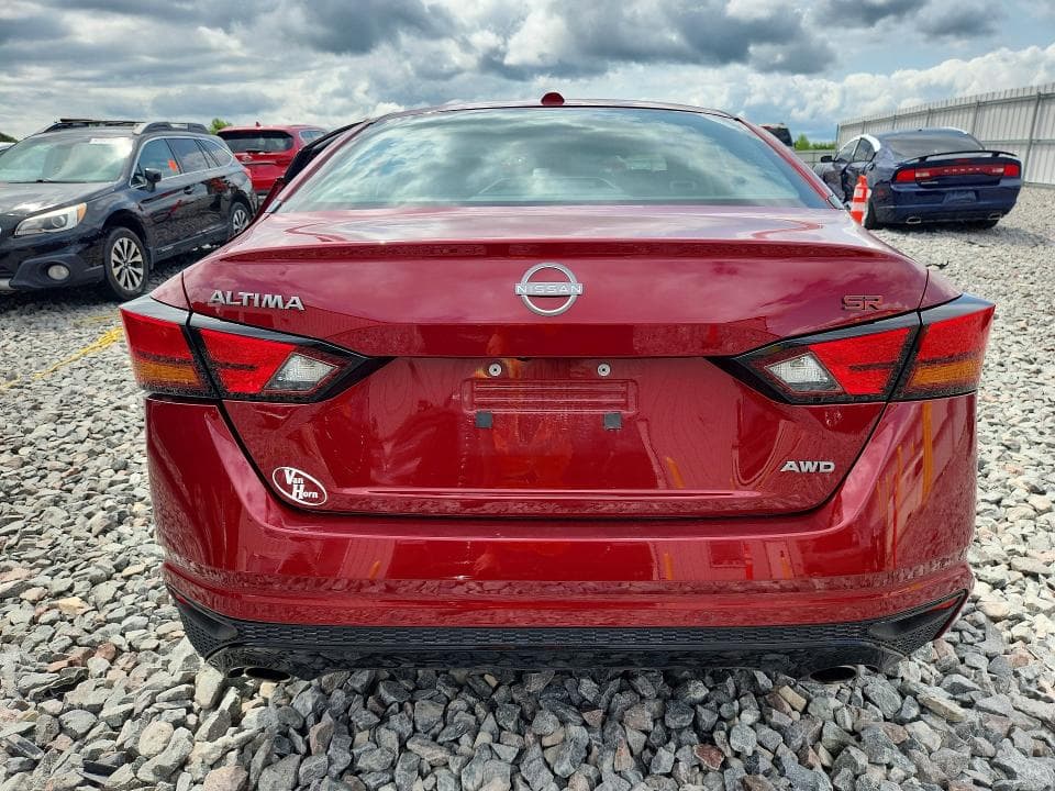 2025 NISSAN ALTIMA SR 6