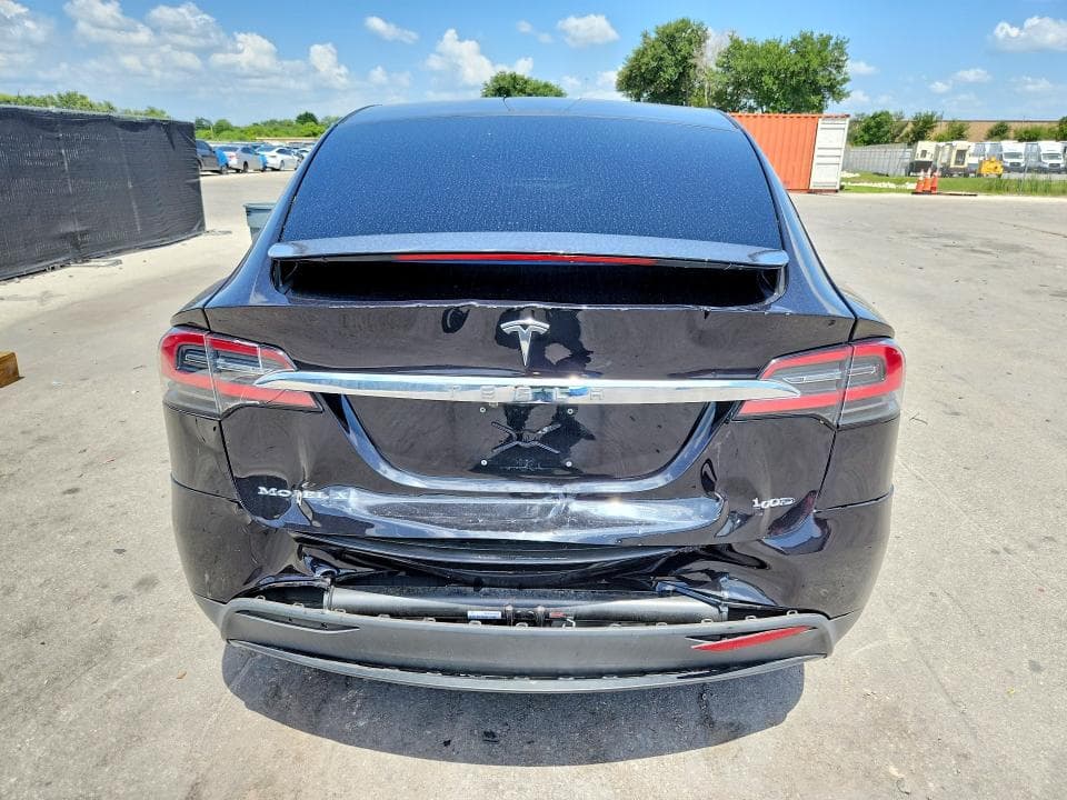 2018 TESLA MODEL X 6