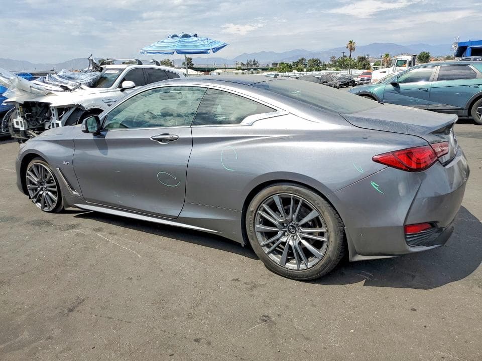 2019 INFINITI Q60 3.0T LUXE 2