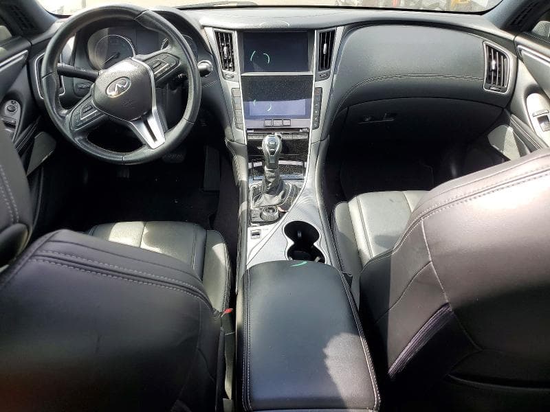 2019 INFINITI Q60 3.0T LUXE 8