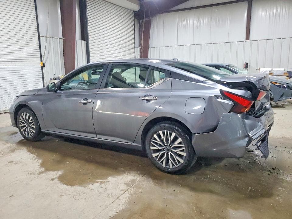 2024 NISSAN ALTIMA SV 2