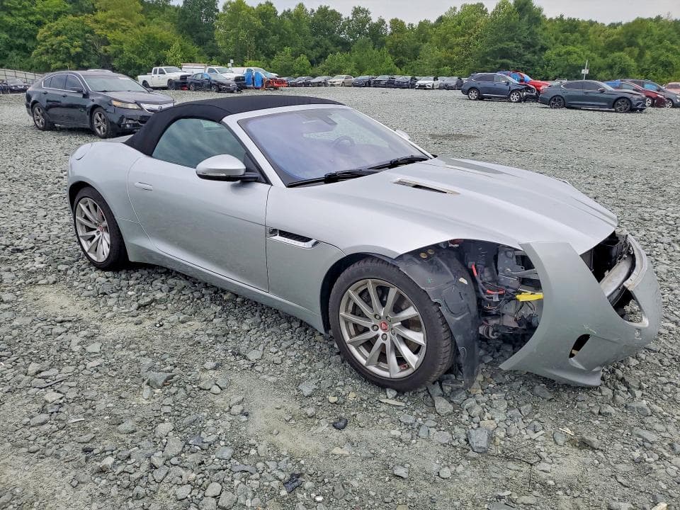 2017 JAGUAR F-TYPE 4