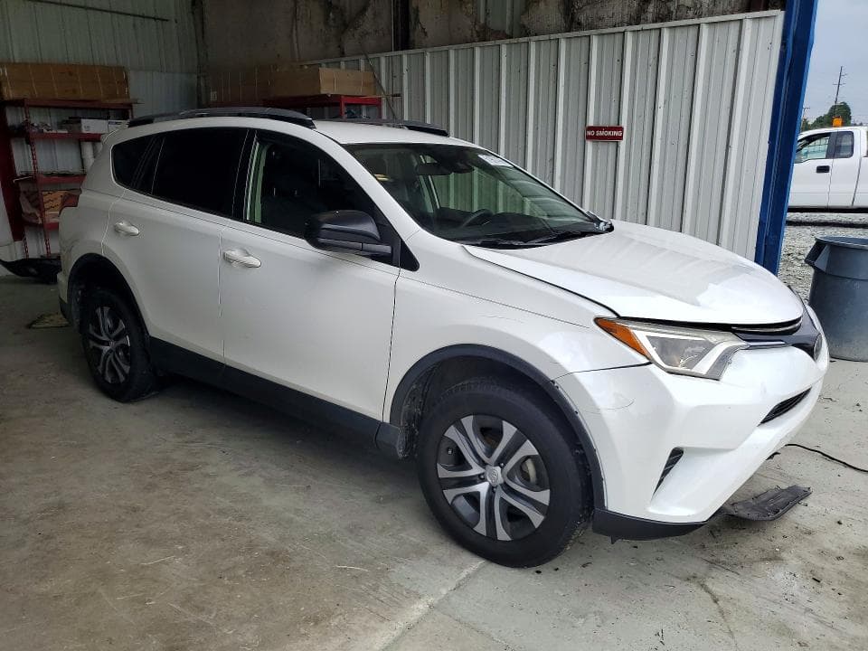 2018 TOYOTA RAV4 LE 4