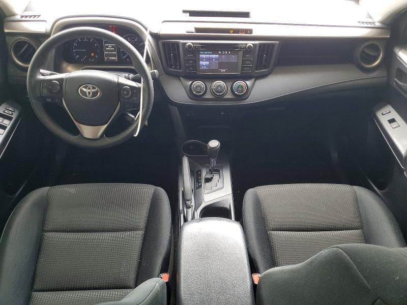 2018 TOYOTA RAV4 LE 8