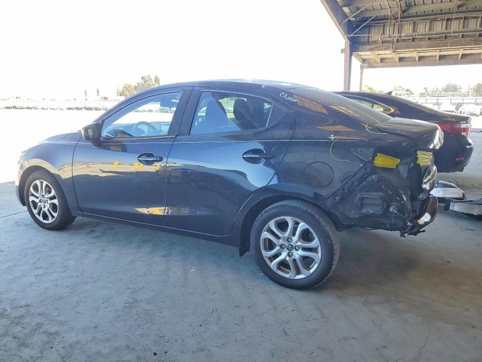 2018 TOYOTA YARIS IA BASE 2
