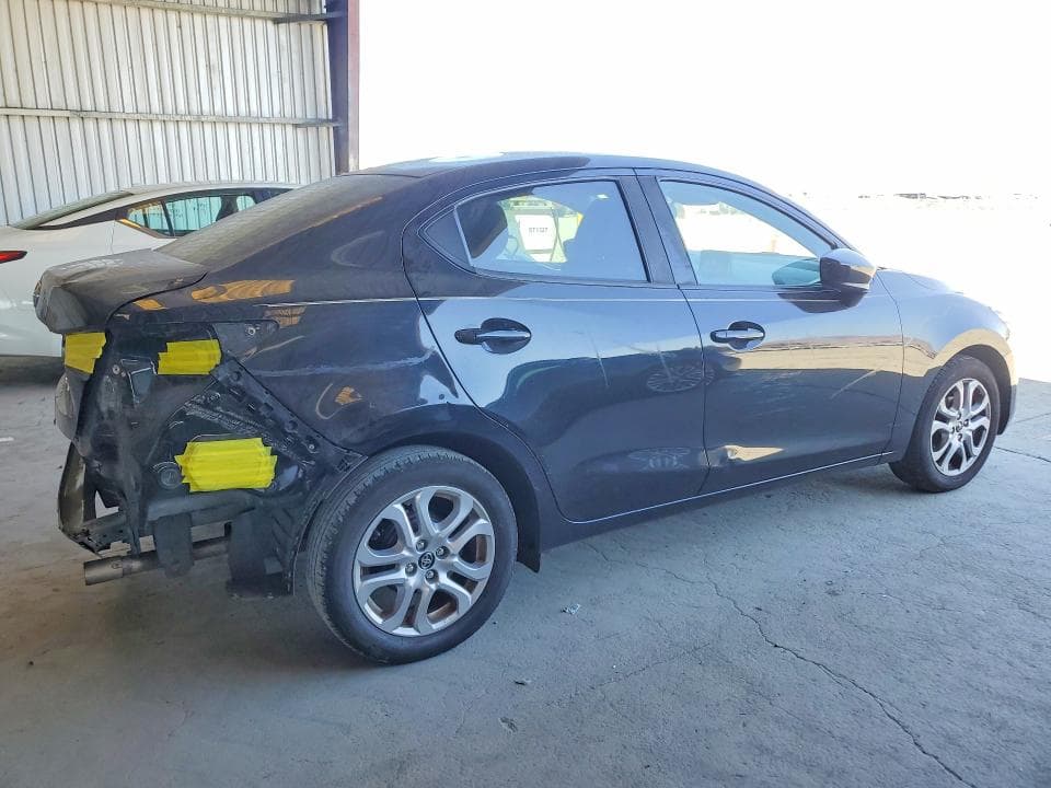 2018 TOYOTA YARIS IA BASE 3