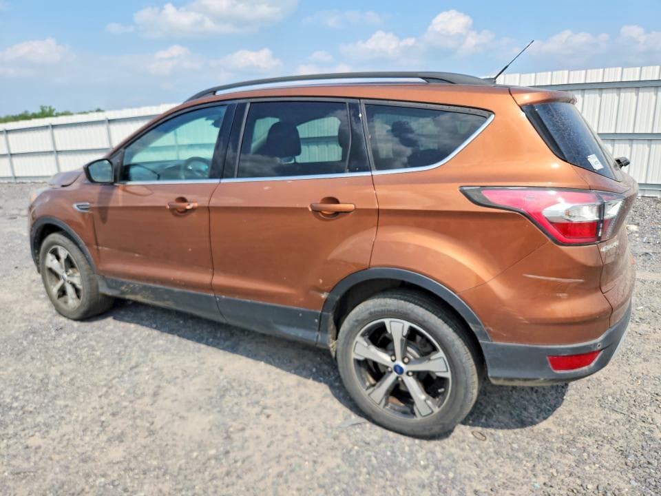 2017 FORD ESCAPE SE 2