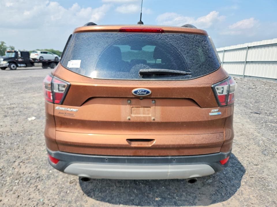 2017 FORD ESCAPE SE 6