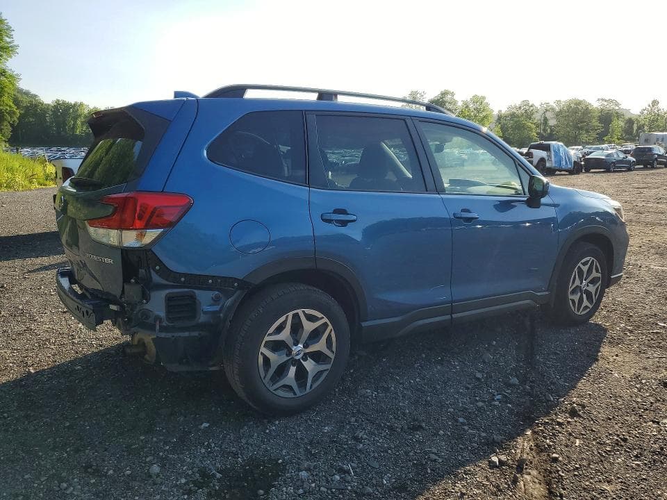 2019 SUBARU FORESTER PREMIUM 3