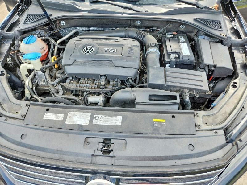 2017 VOLKSWAGEN PASSAT SE 11