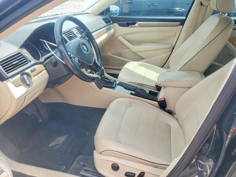 2017 VOLKSWAGEN PASSAT SE 7