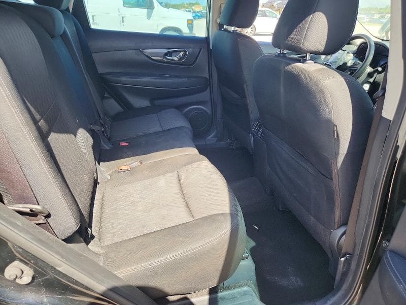 2018 NISSAN ROGUE S 11