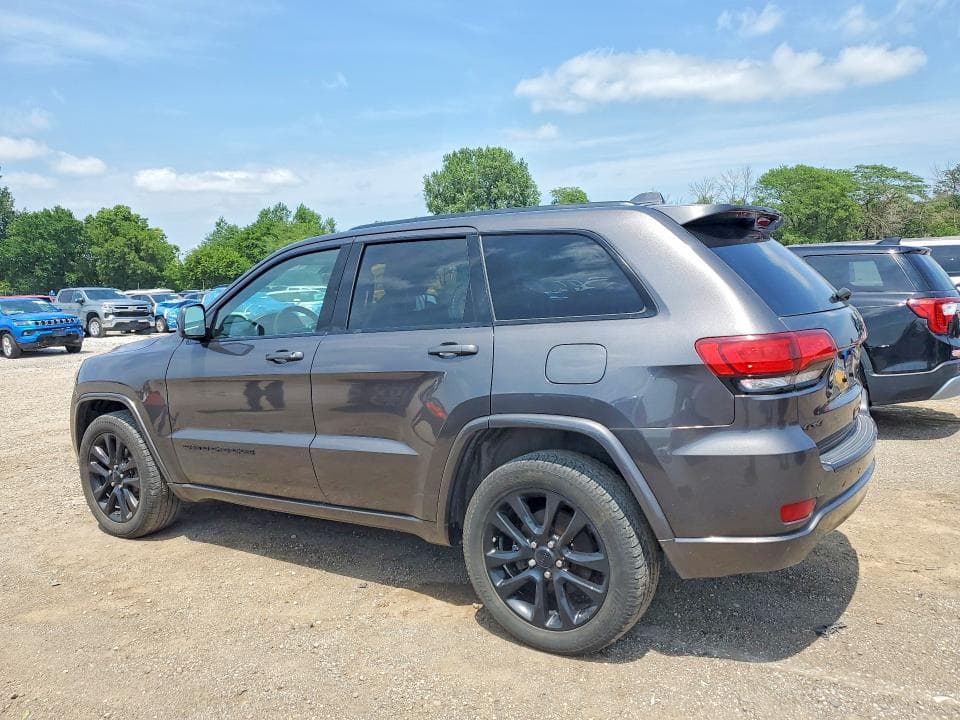 2018 JEEP GRAND CHEROKEE LAREDO 2