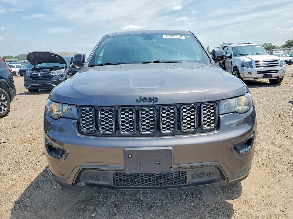 2018 JEEP GRAND CHEROKEE LAREDO 5