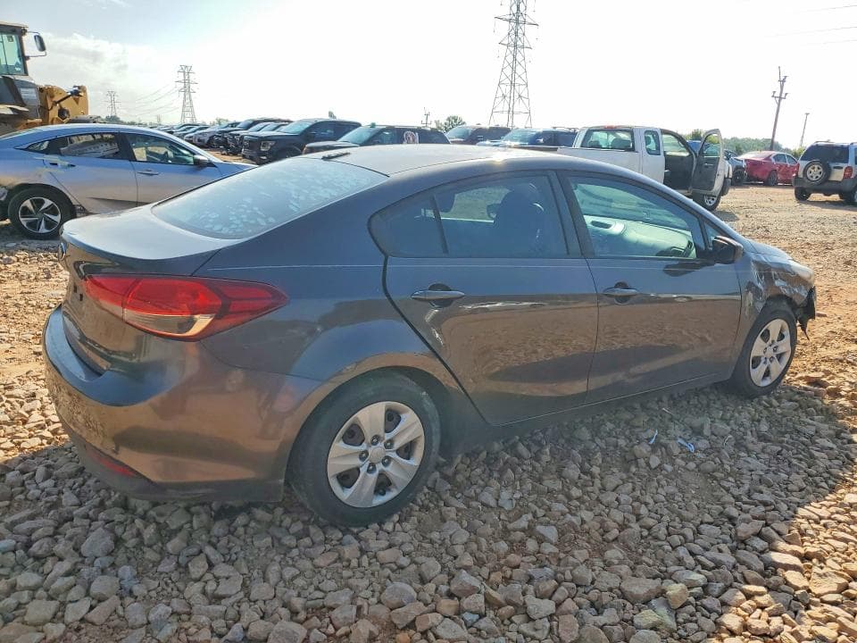 2018 KIA FORTE LX 3