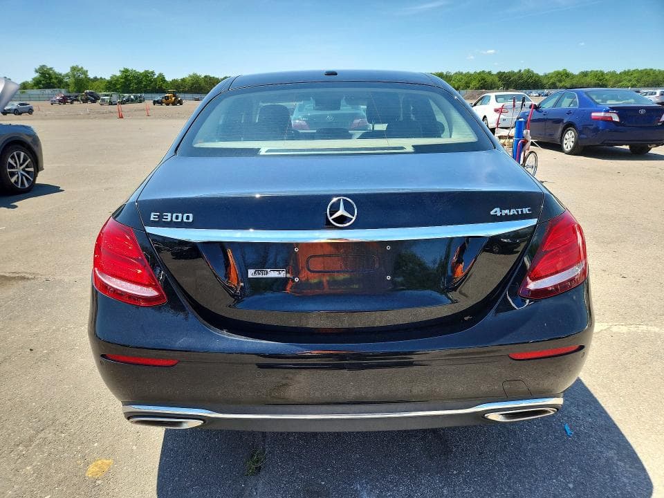2018 MERCEDES-BENZ E 300 4MATIC 6