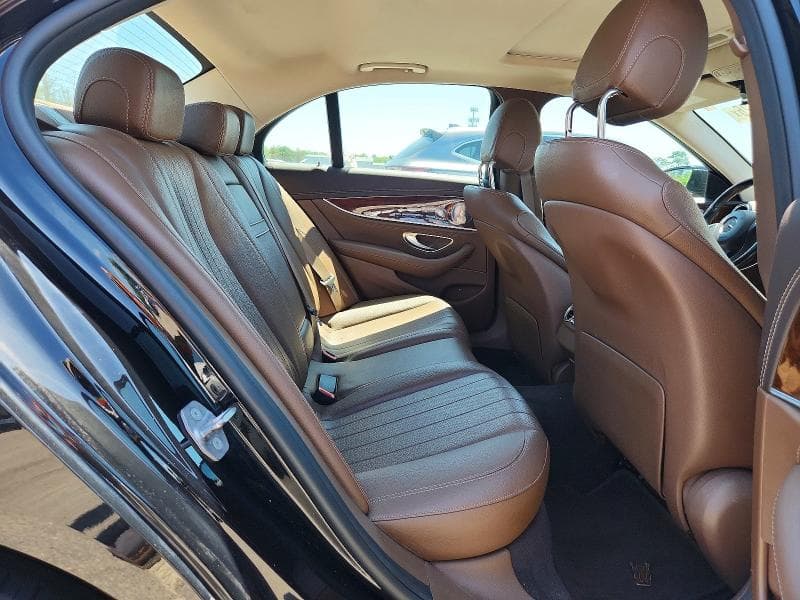 2018 MERCEDES-BENZ E 300 4MATIC 10