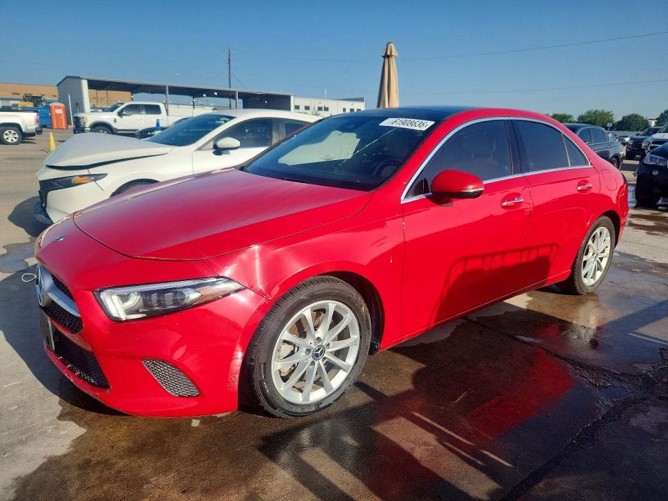 2019 MERCEDES-BENZ A 220 - 1