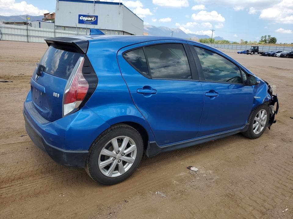 2017 TOYOTA PRIUS C TWO 3
