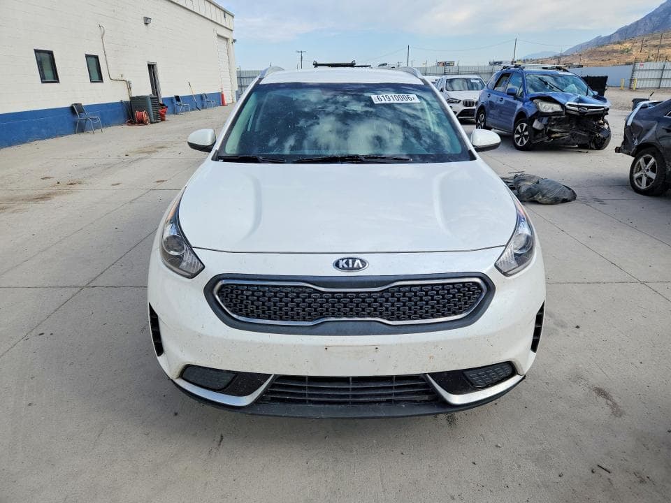 2019 KIA NIRO LX 5