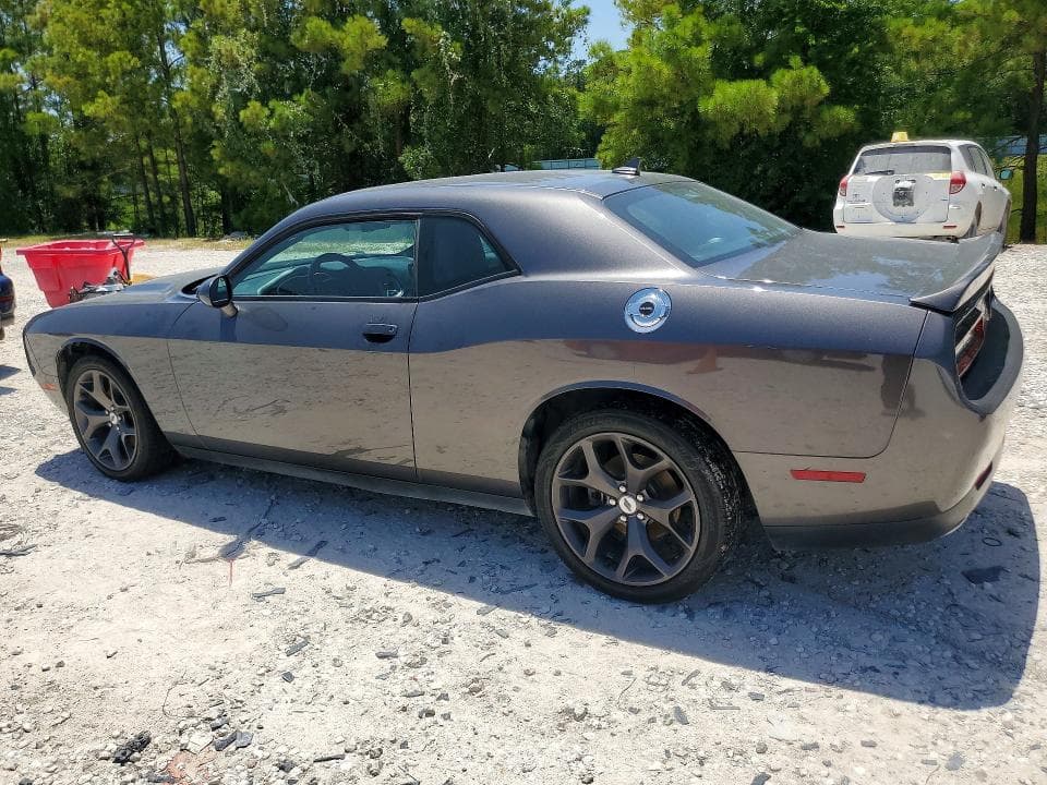 2018 DODGE CHALLENGER SXT 2